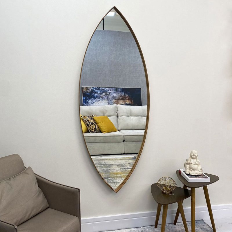 espelho-oval-grande-sob-medida-formato-canoa-com-borda-amadeirada-64a5c1e81e41b